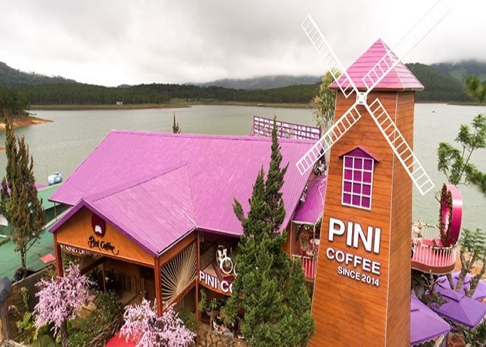 Quán Pini Coffee - Cà phê Chồn và Xe cổ Đà Lạt có gì HOT?